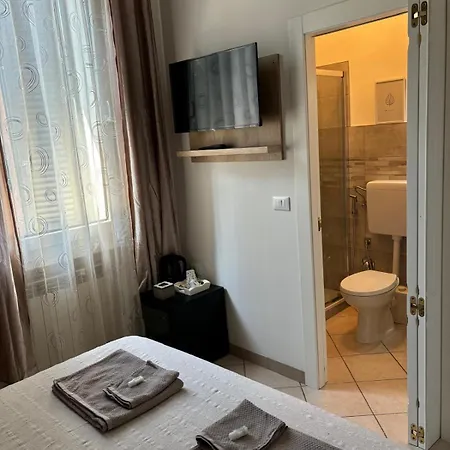 Home&stazione 招待所