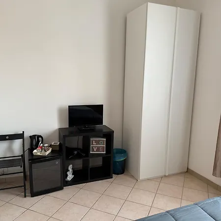 Home&stazione 게스트하우스